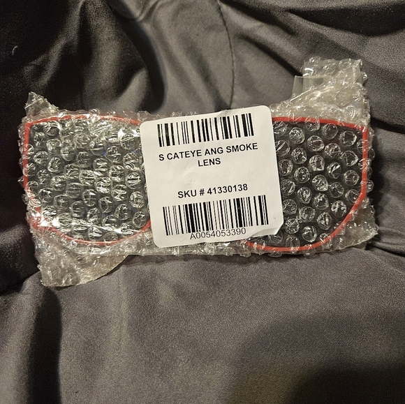 Torrid Cat eye sunglasses - Picture 4 of 4